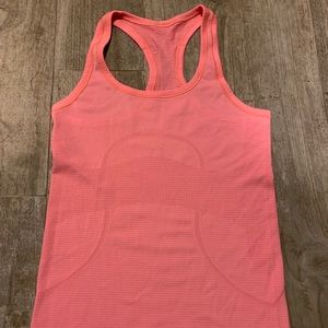 Lululemon Swiftly Tech racer back size 4